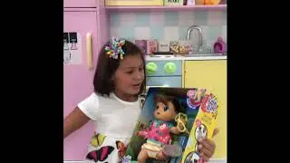 New Step &lsquo;n Giggle Baby Alive