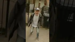 Scary Gerry Attack runs at me 283 George St Toronto