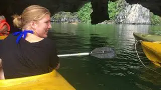 Caves and tunnels kayaking in Lan Ha bay - Halong bay
