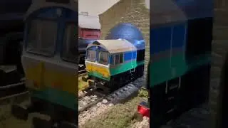 Storm Chandra #training #storm #modelrailway #hornby #ukstorm #railroad #locomotive #stormchandra
