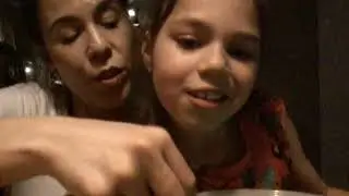 Nickelodeon Slime Smash challenge met mijn moeder #1