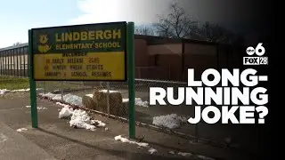 Ohio teacher under investigation for allegedly asking students to rub his feet