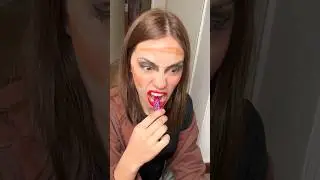 cuando encontrabas el MAQUILLAJE de tu MADRE xd