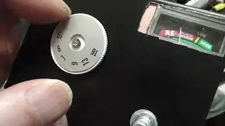 無線機の調整用に、ディップメーターを作りました。小さいので難しかった。