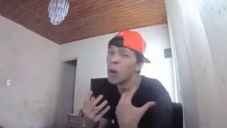 Julio Cocielo dançando Numb (funk)