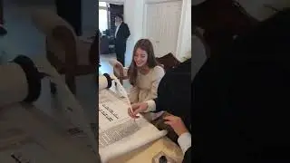 celebrating the completion of a new Torah scroll #torah#chabad #jewishlife