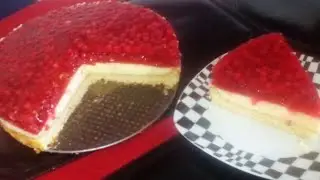JOHANNISBEER SAHNE TORTE/RED CURRANT CAKE