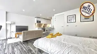 City Waterside, Old Street, Angel, Entire Private Apartment | London, United Kingdom | Hotel Review⭐