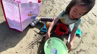 Crissy Field in San Francisco with 2 daughters & wife