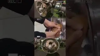 Mesin parut kelapa tanpa cungkil batok parutan listrik mini