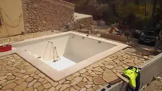 Projekt Art&agrave;  Zisternen Umbau zum Pool 4,00x4,00x1,60
