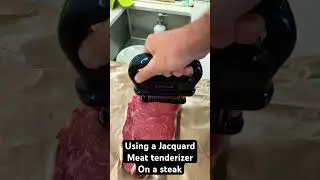 Using a Jacquard Jaccard Meat tenderizer on a steak to make it tender #steak