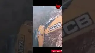 Heartwarming Elephant Rescue Caught on Camera 🐘❤️