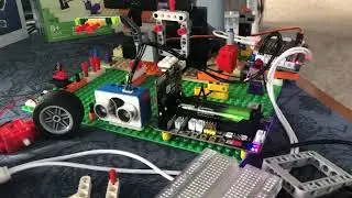 Very Cheap Sources LEGO Technic Motors with Utrasonic Sensor