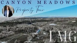 Bungalow townhome backing onto Fish Creek Park!