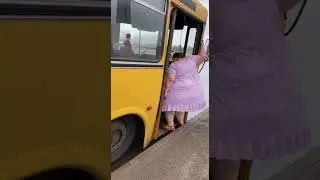 Самый неожиданный момент при посадке в автобус
