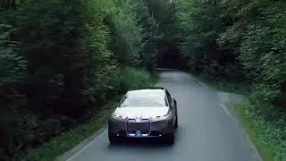 The BMW Vision iNEXT - Driving Video
