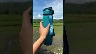 Cheap sports water bottle available link in comment section #waterbottle #forsale #workoutequip #fyp