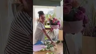 Trucuri florarie. 👀 Cum dau volum intr-un buchet de flori 👌❤️