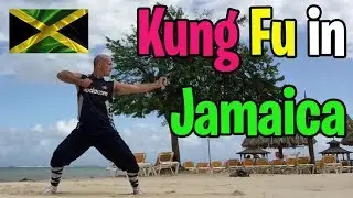 Kung Fu in Jamaica - 牙买加功夫 - and Floyd's Pelican Bar - The coolest bar in the world out in the ocean