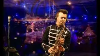 Alegría. Circo del Sol. Ismael Dorado (Saxos y flauta)