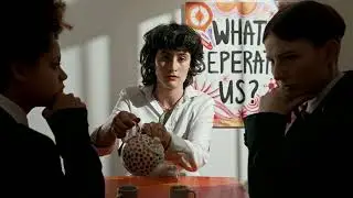 Vinzenz Schwarz (feat. Mara Romei) - What Separates Us