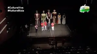 Espectáculo/Ikuskizuna 5+1 Comparsa Artika Konpartsa