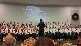 Пение Детского Хора / Рождество это Больше чем Праздник 
