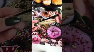 How to roll a donut🍩 (Hash hole) #donut #tutorials #shorts