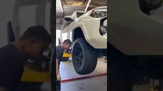 Toyota 4Runner lift Bilstein 5100 OME SPC and Durobumps #88rotorsoffroad