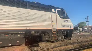 [ARCHIVE]: NJT train 1752 at Rutherford with PL42AC 4009 (4/30/22)