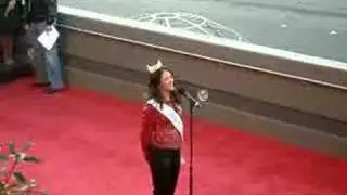 Elyse at Miss America 2008 Arrival
