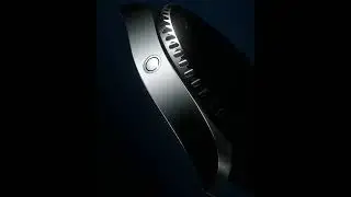 The Sea-Dweller's 43 mm Oyster case, guaranteed waterproof to a depth of 4,000 ft (1,220 m), is a