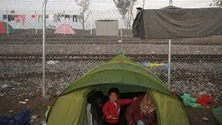 EU unveils multi-million aid plan to help ease migrant crisis