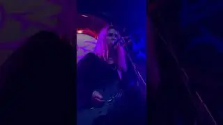 🎥 @monique.caruso #concert #livemusic #music #shoegaze #doommetal #dreampop #musician #guitar