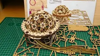 WoodTrick Galaxy Marble Run  1 - the sphere