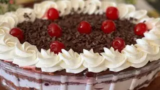 SOBREMESA DE TRAVESSA - BOLO GELADO FLORESTA NEGRA 