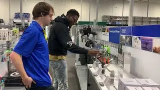 (GETTING A NEW TRIPOD FOR  FREE FROM BEST BUY)🔥😎🤣🤣(MUST WATCH)