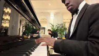 I Made Up This Cool Medley During Work - Background Pianist Brings Smiles 