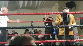 Musawer Saleh's first boxing match- Win by first round stoppage- blue corner 19/11/22