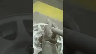 Pressure Blast Cleaning Cabinet for Alloy Wheel