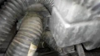 Donde esta ubicado el sensor o bulbo de reversa del tiida,¿Cual es su función?, fallas y soluciones