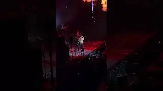 YUNGBLUD Close enough to feel the fire 🔥 SYDNEY AUSTRALIA strawberry lipstick 💋
