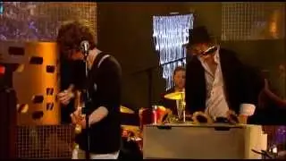 The Kooks - Shine on (The Graham Norton Show, July 3rd 2008)
