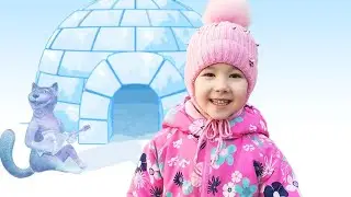 Варя замораживает Папу на выставке Ледяных Фигур Ice Fantasy СПб.