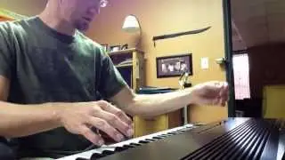Roland KR-33 digital keyboard demo