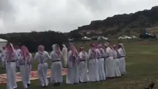 استقبال الاميران تحت زخات المطر امير منطقة عسير ونائبه