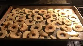 Dehydrating Apples in the Oven & Making Applesauce