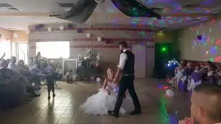 Notre ouverture de bal originale avec nos enfants