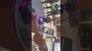 Novi robo Titans 1